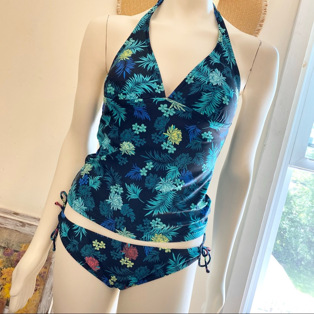 🪷 Gap Body // Dark Tropical Florals Tankini Top and Tied Side Bottoms